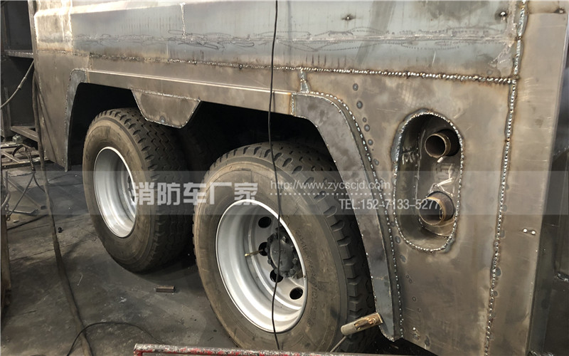 五十鈴泡沫干粉聯用消防車生產現場 五十鈴泡沫干粉聯用消防車生產現場